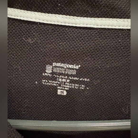 Patagonia Base Layer Black Zipup - Picture 4 of 4
